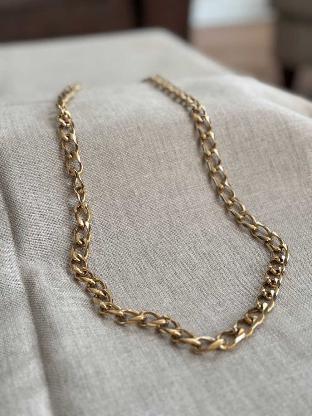 Fifth Avenue Collection Gold Tone Figaro Link Chain Necklace Vintage Statement